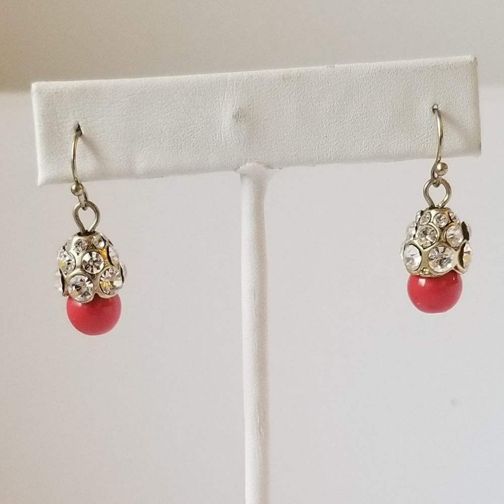 Red and crystal earrings - Picture 5 of 9
